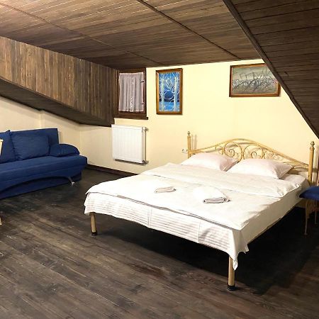 Квартира В Центрі На Вулиці Лесі Українки 19 Lviv Bagian luar foto
